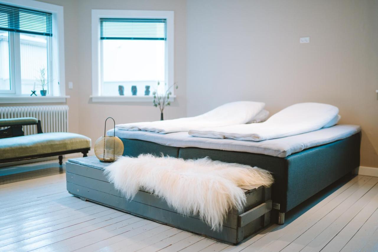 Brekkustova - Modern, Cosy And Spacious Apartment Klaksvik Bagian luar foto