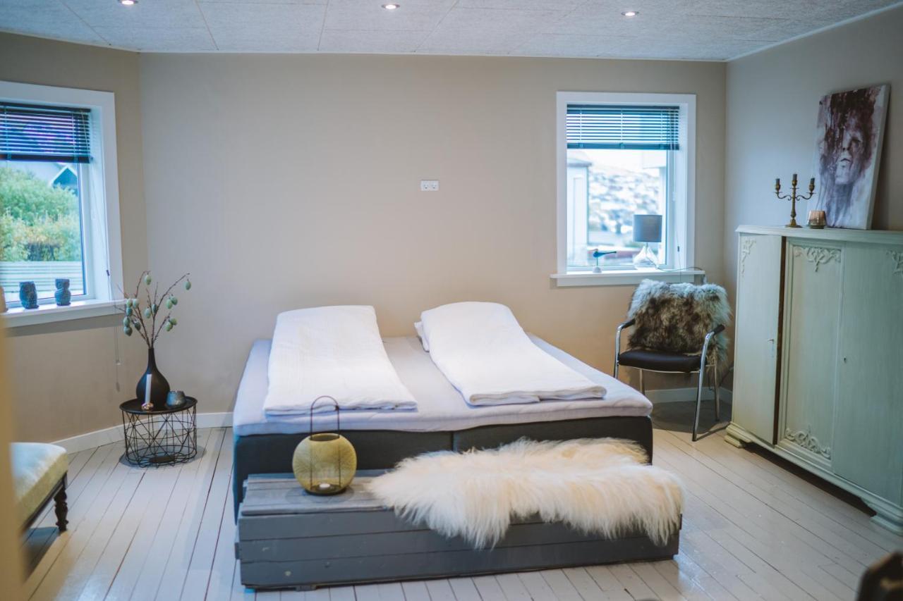 Brekkustova - Modern, Cosy And Spacious Apartment Klaksvik Bagian luar foto
