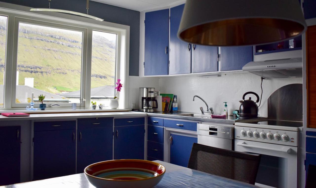 Brekkustova - Modern, Cosy And Spacious Apartment Klaksvik Bagian luar foto